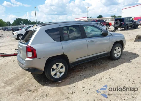 2015 Jeep Compass Sport z USA, uszkodzony, nr VIN 1C4NJCBA8FD104800